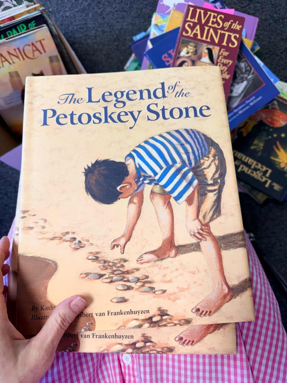 Picture book LIKE NEW The Legend of the Petoskey Stone